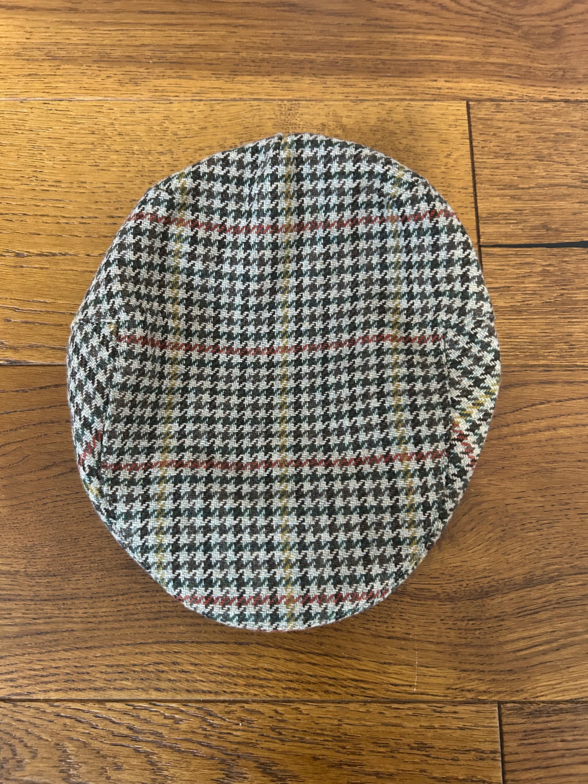 Preloved Hoggs of Fife Tweed Flat Cap - Medium