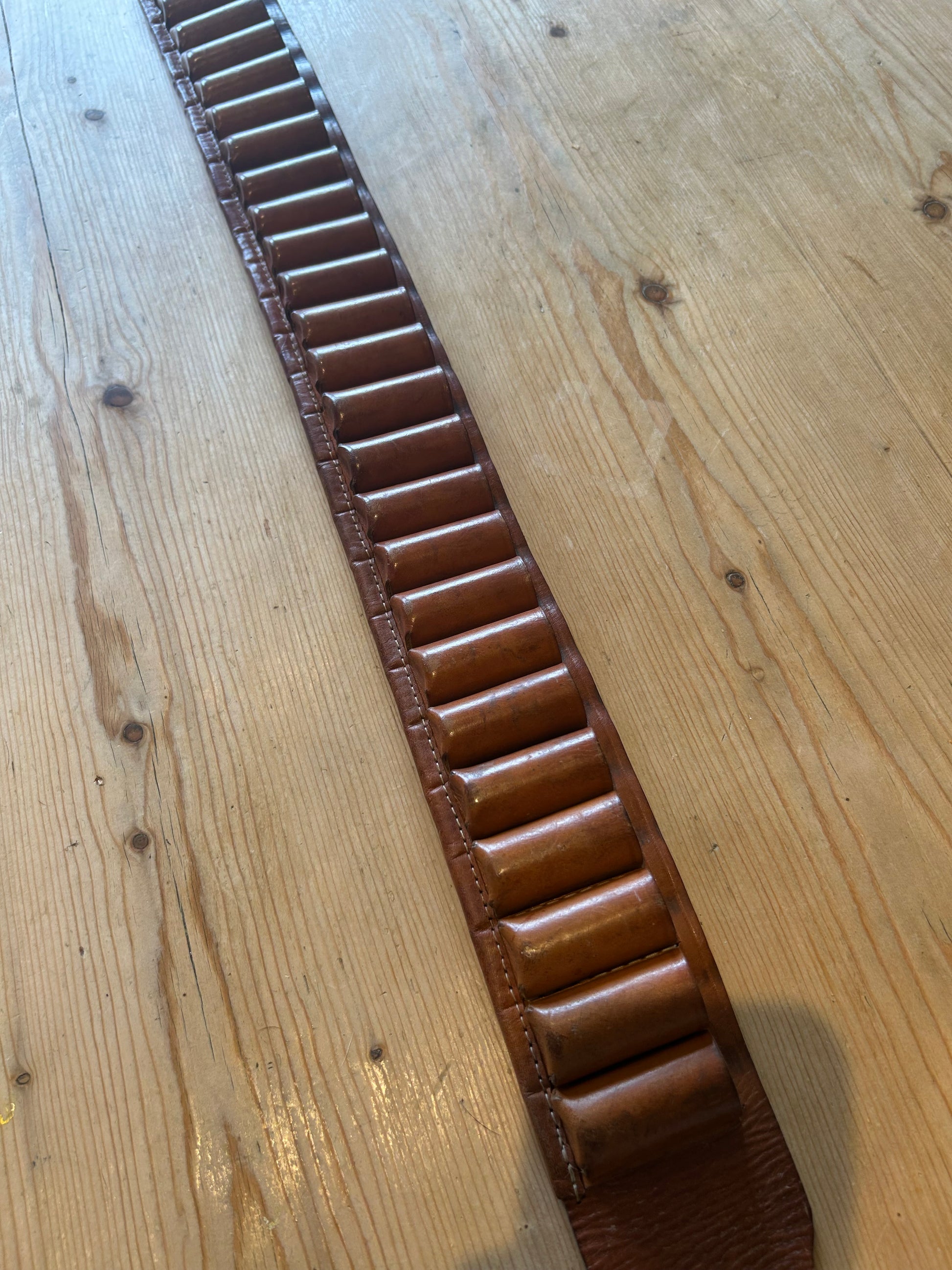 Preloved Leather Cartridge Belt (33”–40.5”) 12 Gauge