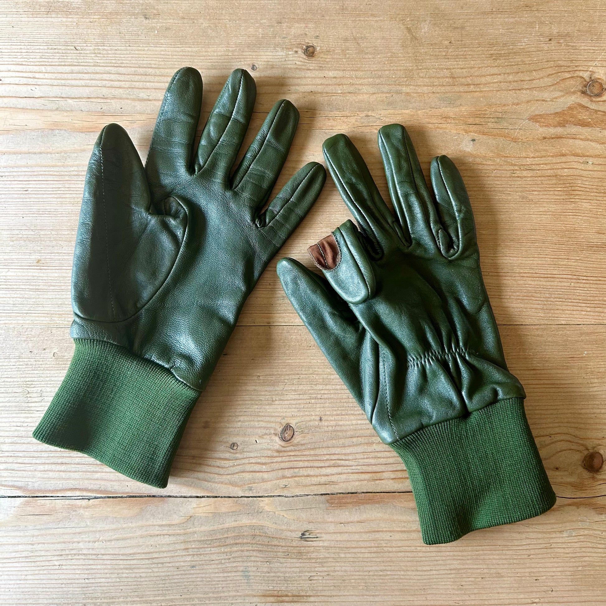 Preloved David Nickerson Shooting Gloves – Size Small
