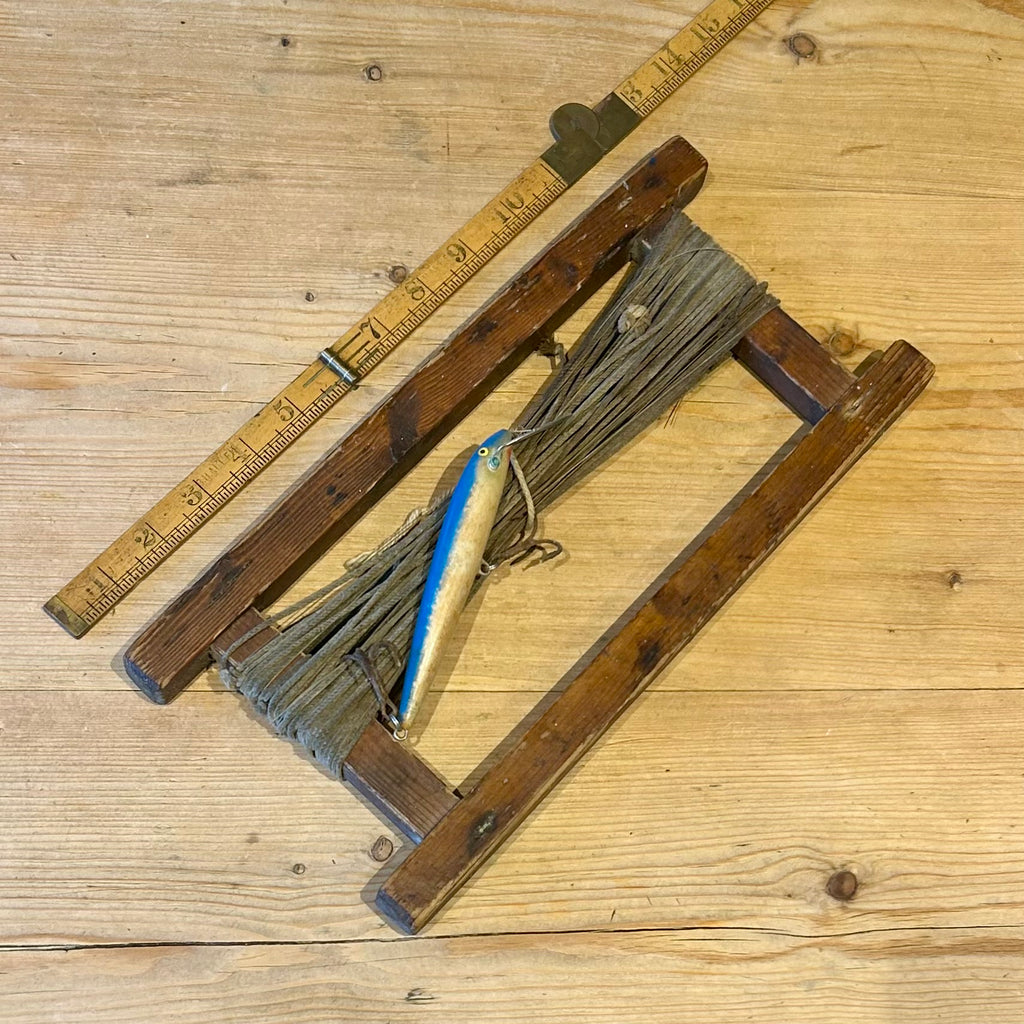 Early-mid 20th-Century Fishing Hand Line