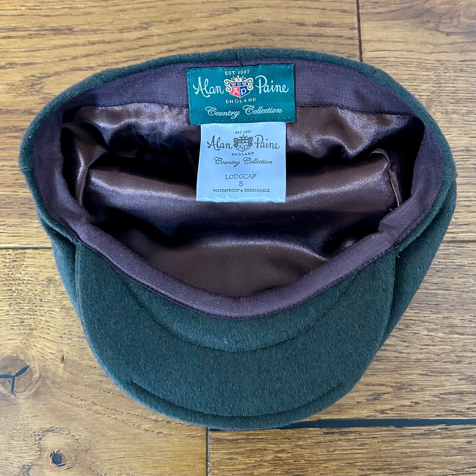 Preloved Alan Paine Country Collection Moleskin Flat Cap – Size Small