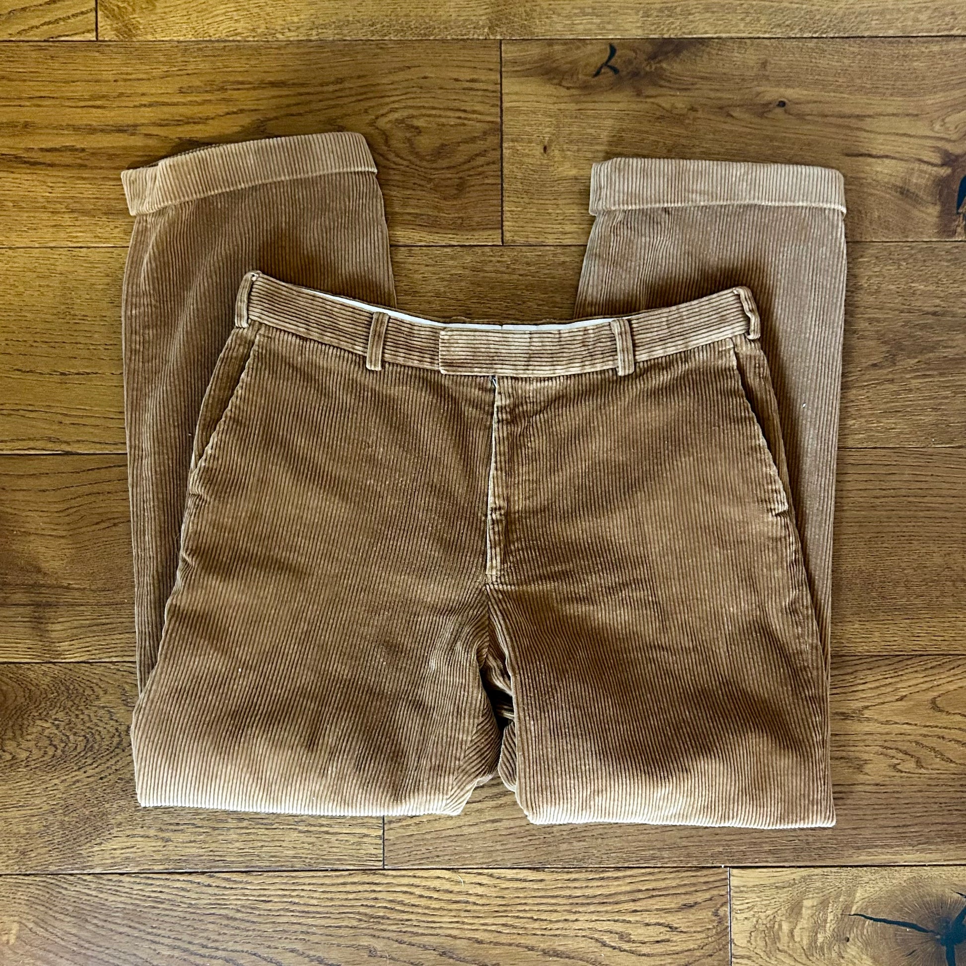 Preloved House of Bruar Beige Camel Jumbo Corduroy Trousers – Size 36 Regular