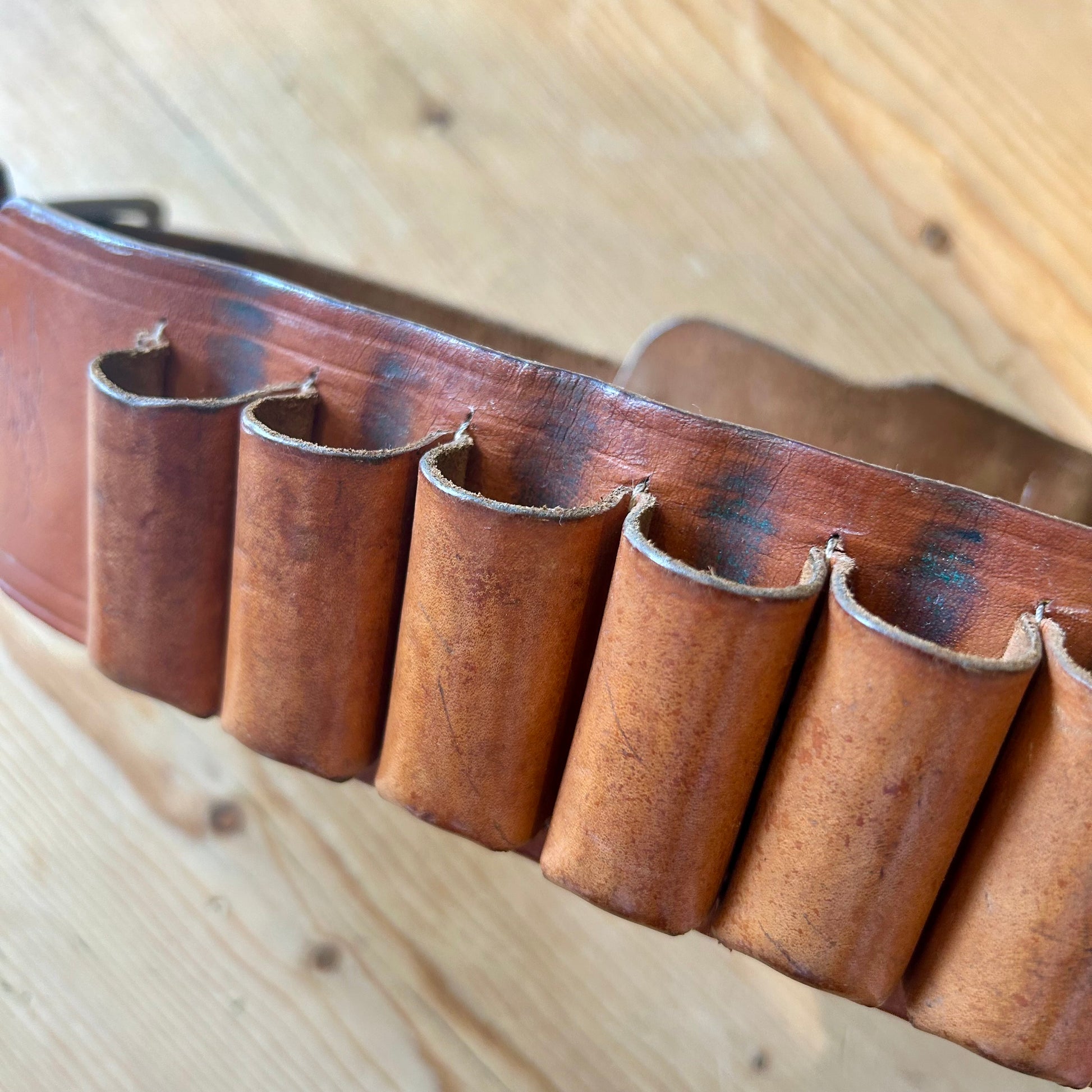 Preloved Leather Cartridge Belt (33”–40.5”) 12 Gauge
