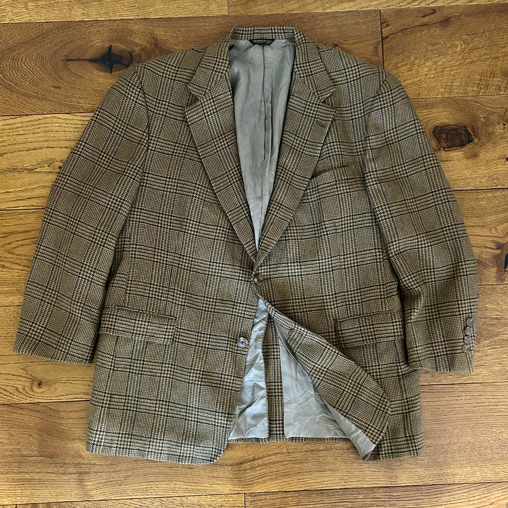 Preloved Tweed Jacket – Size 42 Short