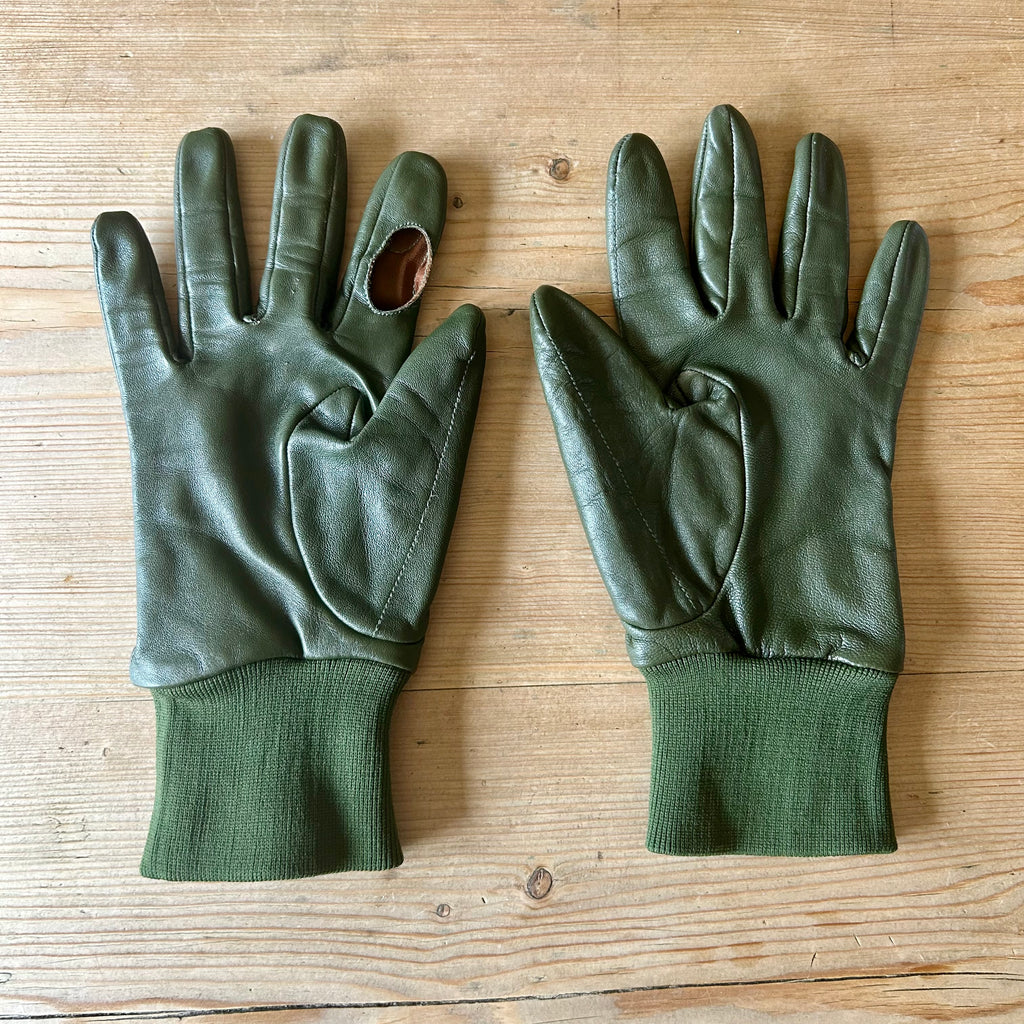 Preloved David Nickerson Shooting Gloves – Size Small