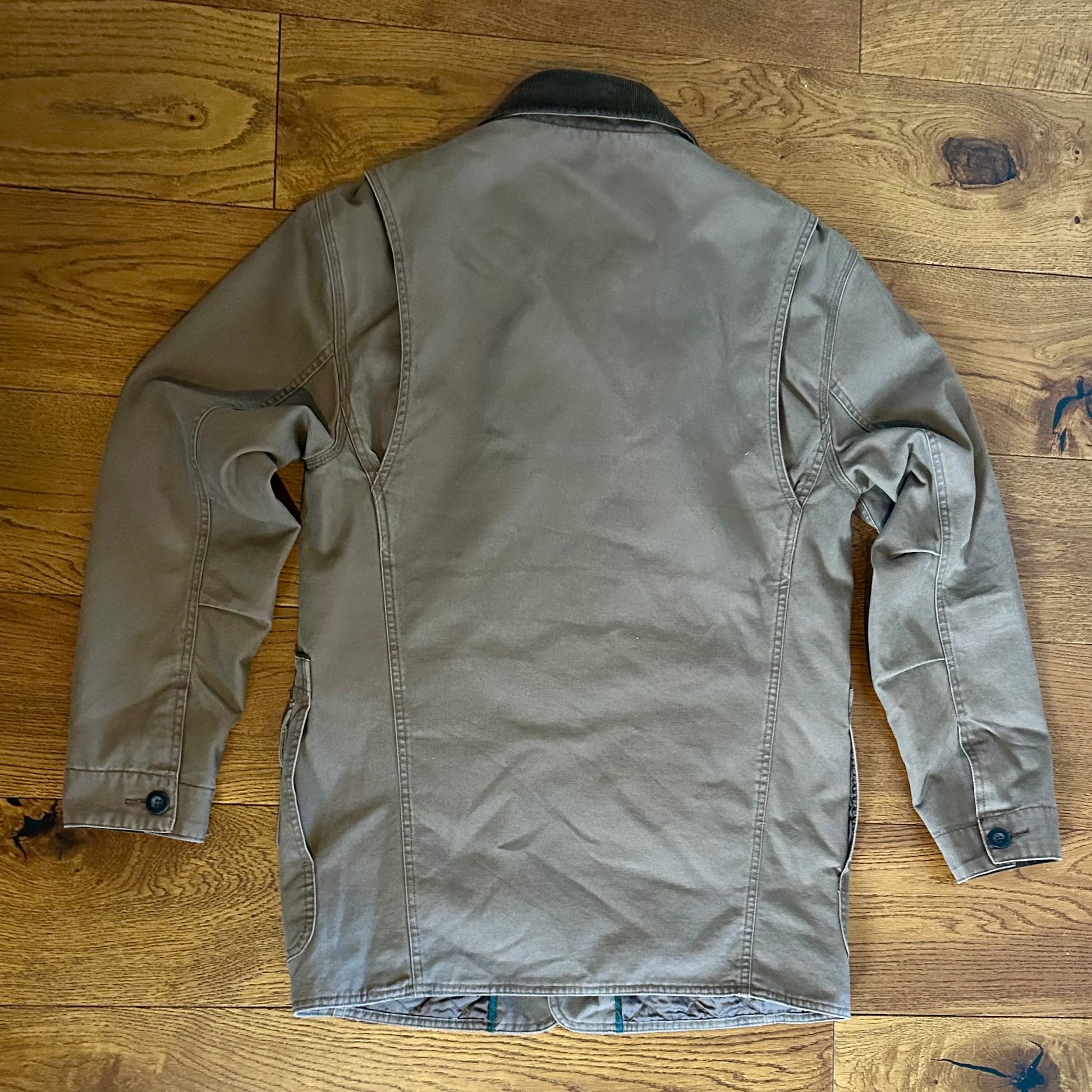 Preloved Orvis Barn Coat - Men’s Small/Youth (closer to Medium)